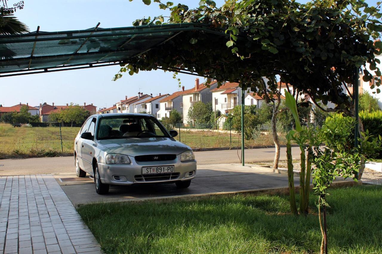 Apartments With A Parking Space Umag - 7109 ภายนอก รูปภาพ