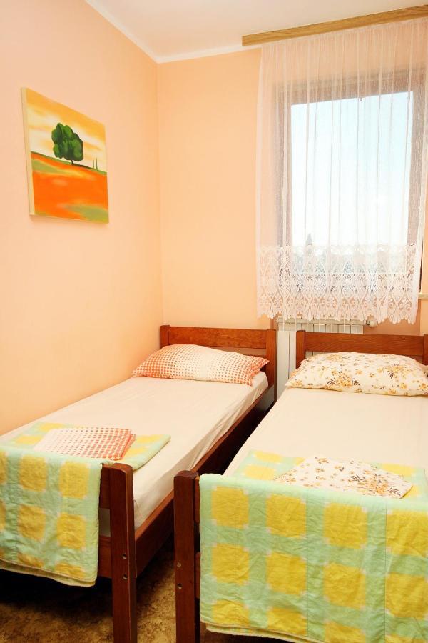 Apartments With A Parking Space Umag - 7109 ภายนอก รูปภาพ