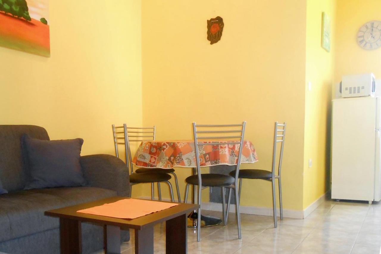 Apartments With A Parking Space Umag - 7109 ภายนอก รูปภาพ