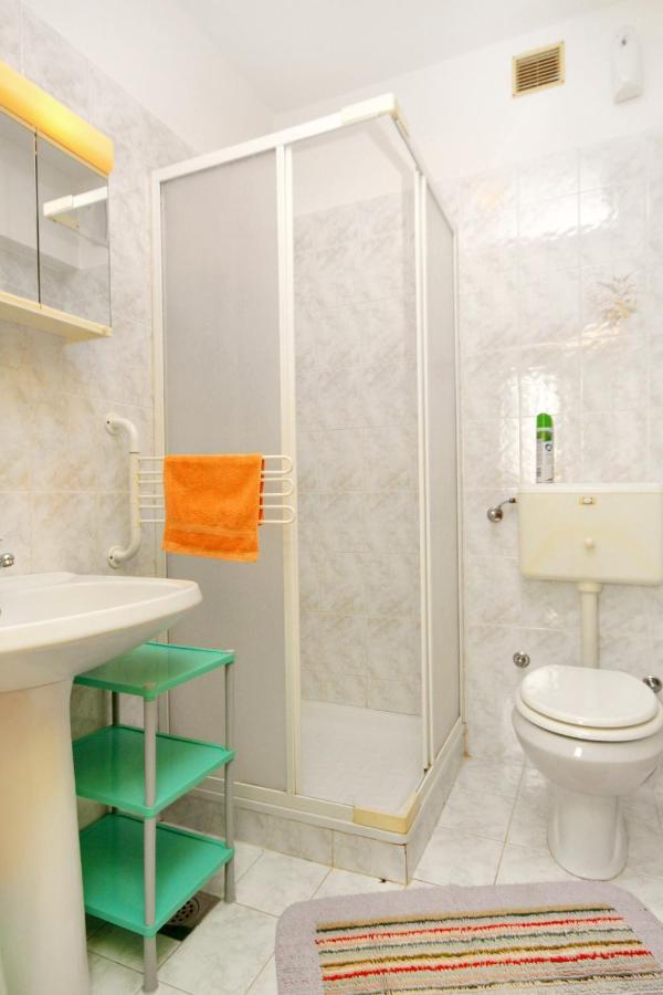 Apartments With A Parking Space Umag - 7109 ภายนอก รูปภาพ