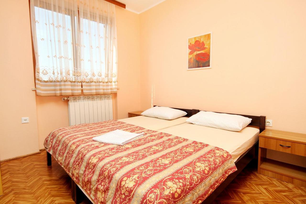 Apartments With A Parking Space Umag - 7109 ภายนอก รูปภาพ